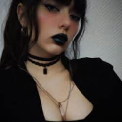 Goth Girl sucht gratis Sex in Graubünden