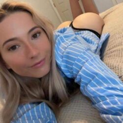 Kleines Flittchen aus der Umgebung sucht Ihn