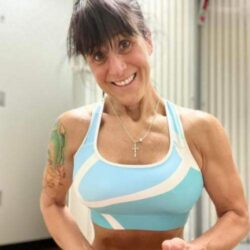 Verdammt sportlich und das hilft natürlich im Bett